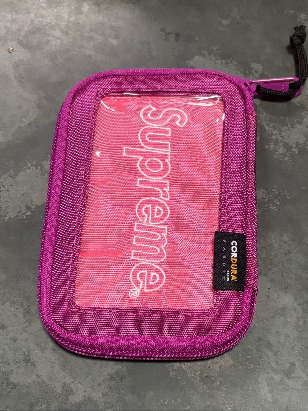Supreme Magenta Small Zip Pouch - Picture 3 of 5
